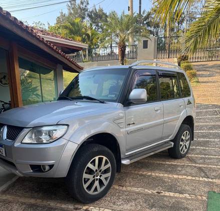 MITSUBISHI PAJERO TR4 2.0 4X4 16V 140CV FLEX 4P AUTOMÁTICO MITSUBISHI PAJERO TR4 2.0 4X4 16V 140CV FLEX 4P AUTOMÁTICO